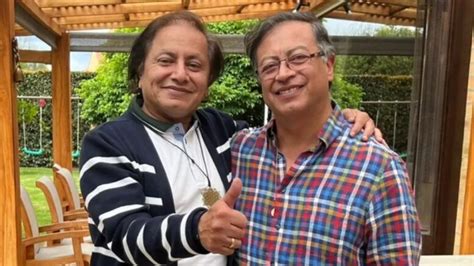 hermano de gustavo petro